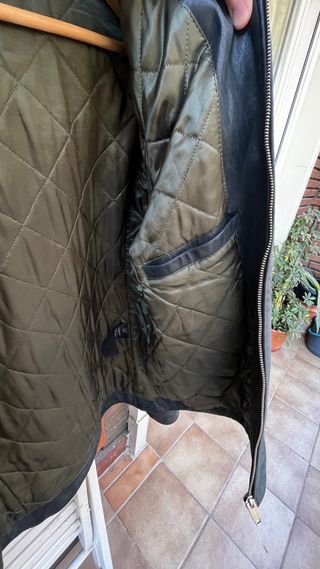 Cazadora de cuero tipo aviador