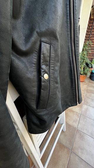 Cazadora de cuero tipo aviador