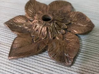 Rosetón Bronce Antiguo Flor