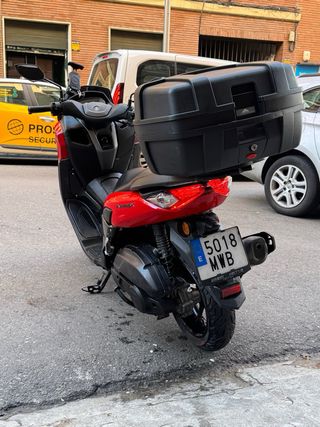 Yamaha NMAX 125 Scooter