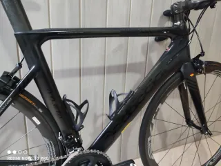 Bicicleta carretera Full carbono como nueva