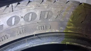2 Neumáticos Goodyear Vector 4 Seasons 215/45R16