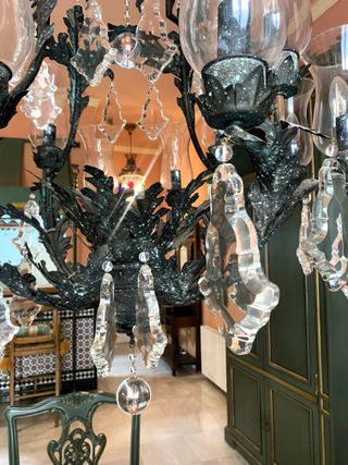 Lámpara de forja y cristal