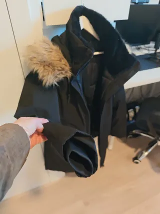 Abrigo Parka Zara Negro