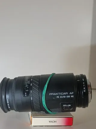 Fotocamere Praktica B100 Electronic e B200 Electronic