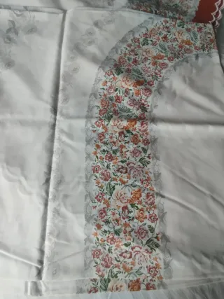 Tovaglie ovali floreali