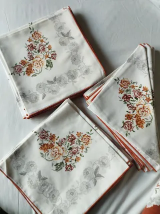 Tovaglie ovali floreali