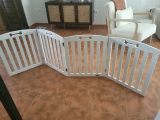 Barrera/valla para perros 207cm nueva