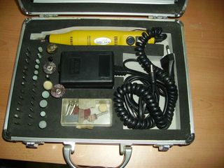 Taladro Proxxon con accesorios