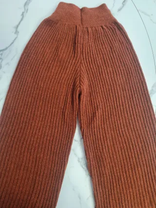 Conjunto punto jersey y pantalón marrón Talla L.40