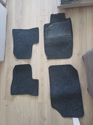 Alfombrillas y tapacubos Peugeot