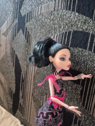 Monster High Draculaura Boneco