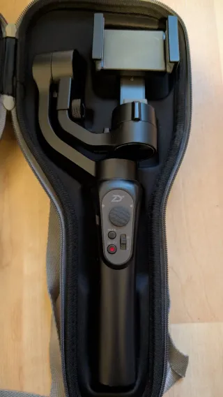 Gimbal Zhiyun Smooth-Q per smartphone e action cam GoPro