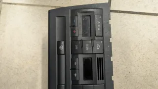 Audi A4 B6 B7 Climatronic 2 Din