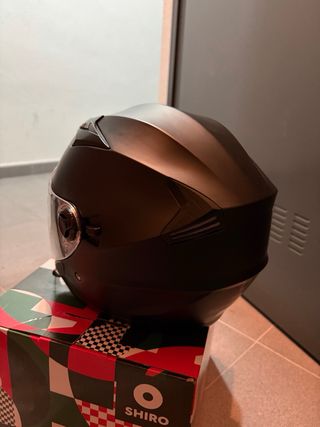 Casco SHIRO  y Guantes seventy