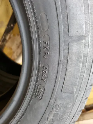 Se vende 2 Neumáticos en perfecto estado