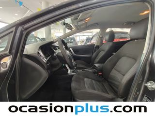 Kia Ceed 1.4 CVVT Concept 74 kW (100 CV)