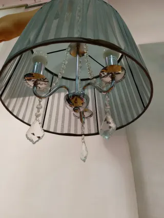 Lámpara colgante gris con cristales