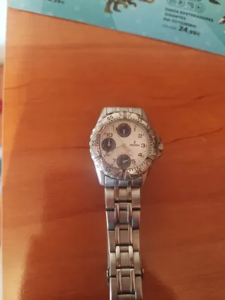 Reloj Festina Cronógrafo Plata y Blanco