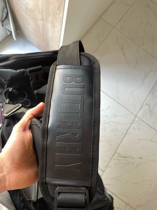 Maleta deportiva Butterfly negra