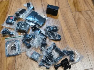 Cámara Victure 4K Wi-Fi tipo GoPro con accesorios