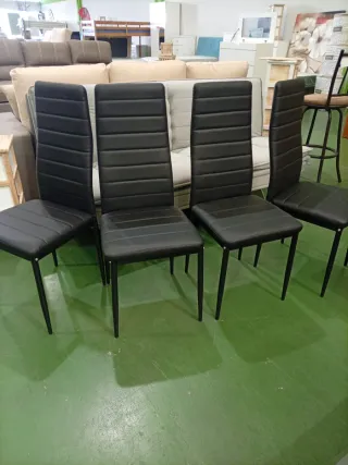 Juego de 4 sillas modernas