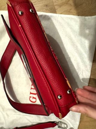 Bolso Guess Rojo
