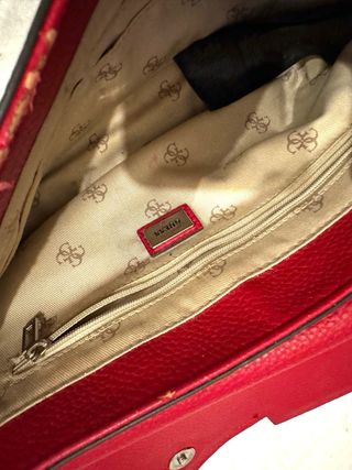Bolso Guess Rojo