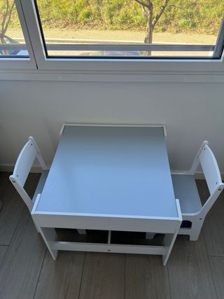 Mesa y Sillas Escritorio Infantil
