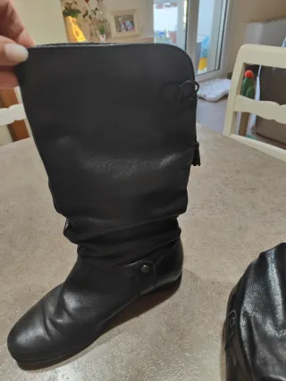 Stivali donna neri in pelle