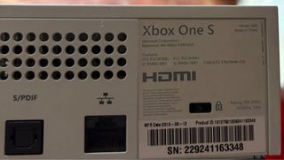 Xbox One 1TB + 2 Controller + Giochi