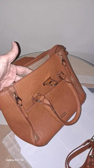 Bolso de señora marrón