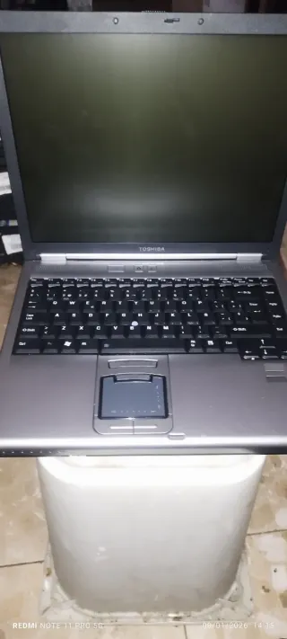 Portátil Toshiba Azul