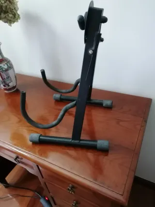 Atril para guitarra plegable