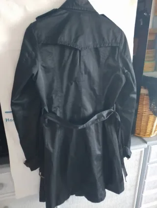 Gabardina mujer negra con cinturón