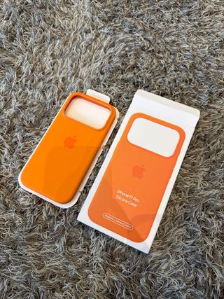 Funda Silicona iPhone 17 Pro Apple Naranja