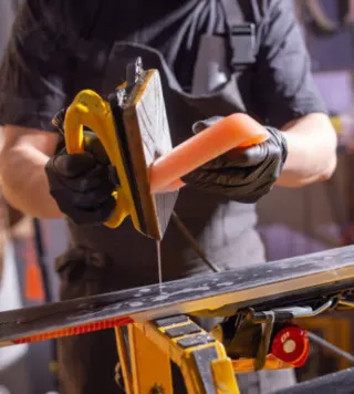 Encerado y Afilado de cantos esquí/snowboard.