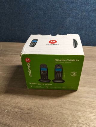 Teléfono inalámbrico Motorola C1001L - 2 terminale