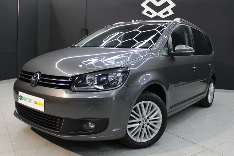 Volkswagen Touran 1.6 TDI Advance 2014