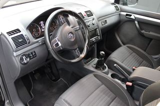 Volkswagen Touran 2014