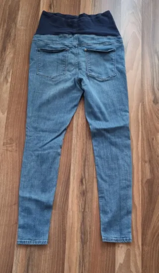 Vaqueros premamá azules