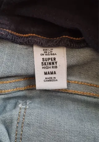 Vaqueros premamá azules