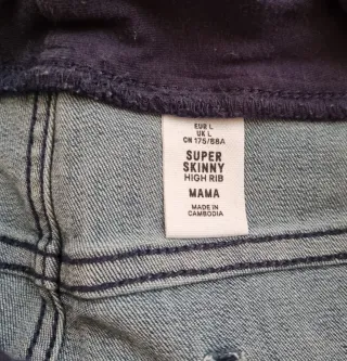 Vaqueros premamá azules