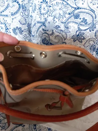 Bolso cubo Petusco marrón y gris