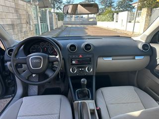 AUDI A3 1.9 TDI 105CV ATTRACTION-