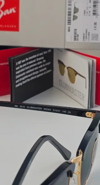 Gafas de sol Ray-Ban Clubmaster RB3016