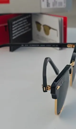 Gafas de sol Ray-Ban Clubmaster RB3016