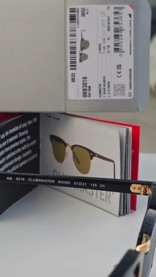 Gafas de sol Ray-Ban Clubmaster RB3016