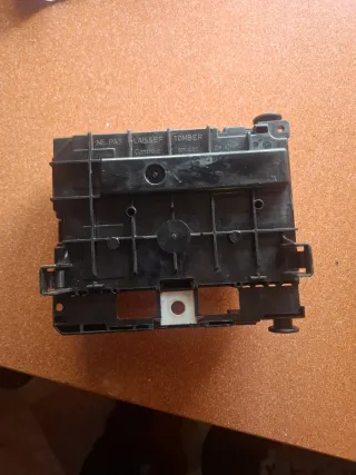 Caja fusibles Citroën C3 / Peugeot