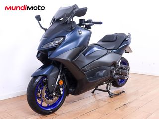 YAMAHA T-MAX 560